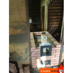 Банная печь с закрытой каменкой и баком для воды
