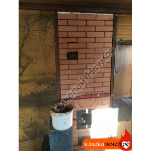 Банная печь с закрытой каменкой и баком для воды