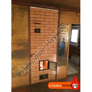 Банная печь с закрытой каменкой и баком для воды