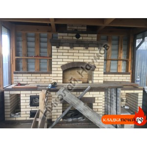 Комплекс барбекю в беседке, с казаном и мангалом Комплекс барбекю в беседке, с казаном и мангалом