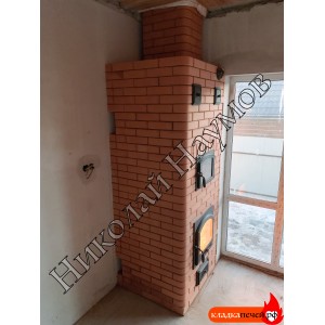 Небольшая каминопечь с духовой камерой